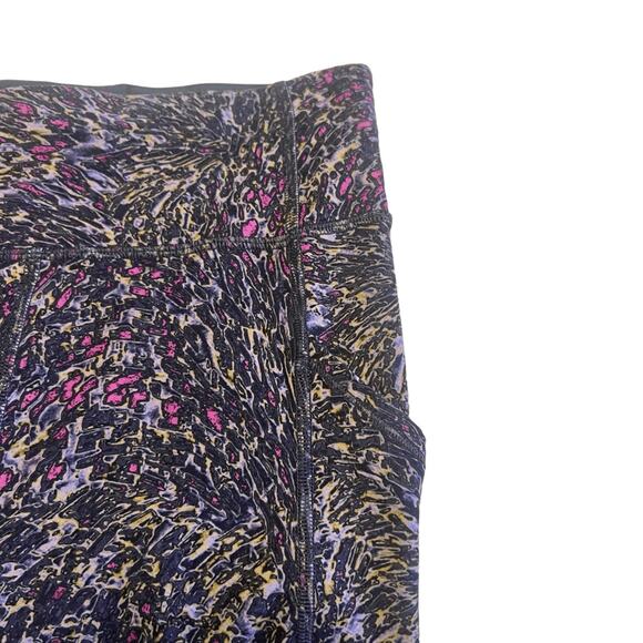 Lululemon Invigorate High-Rise Tights Legging 25" Topography Multi Sz 6 - Picture 7 of 11